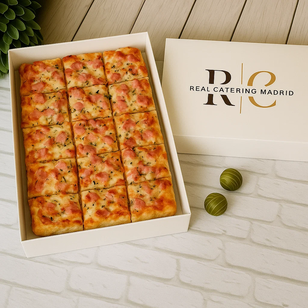 Bandeja Coca de Jamón York & Queso (16 uds) — clásica y jugosa